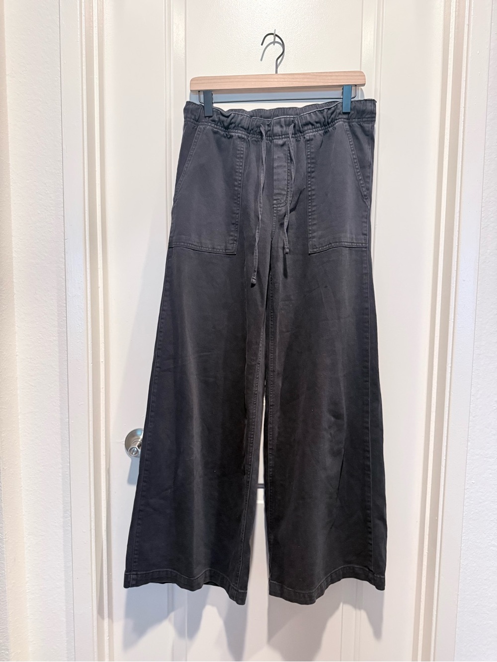 Gap wide leg Drawstring black wash pants